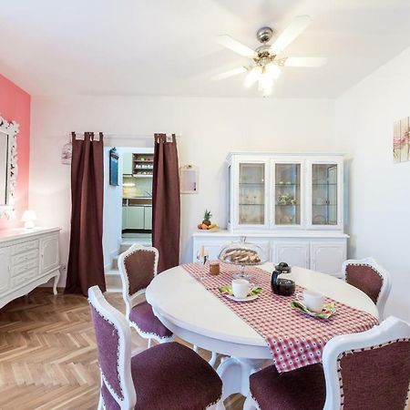 Villa Doris Mlini Bagian luar foto