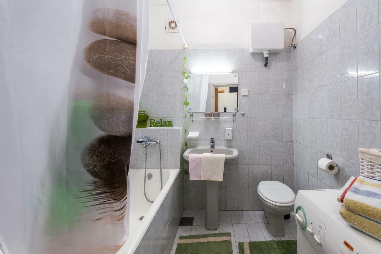 Villa Doris Mlini Bagian luar foto