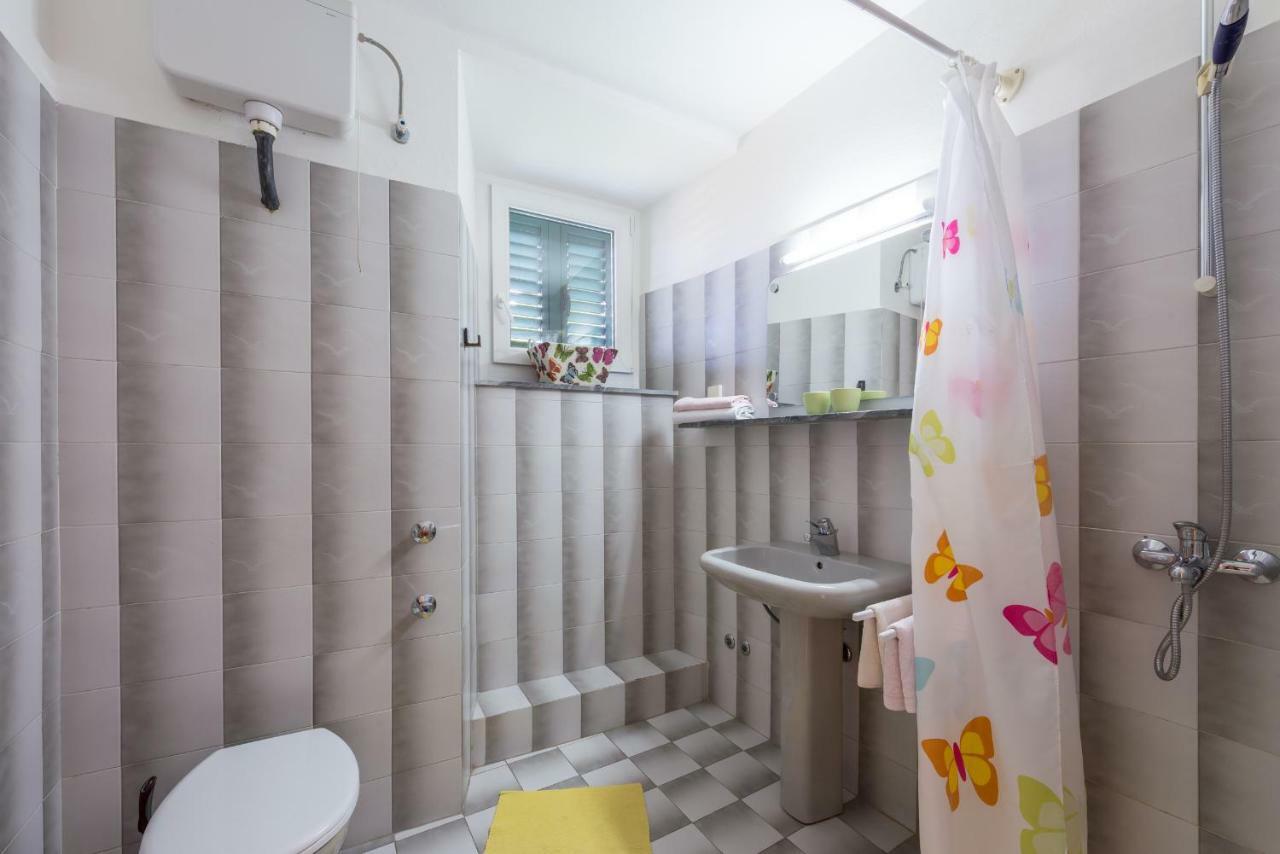 Villa Doris Mlini Bagian luar foto
