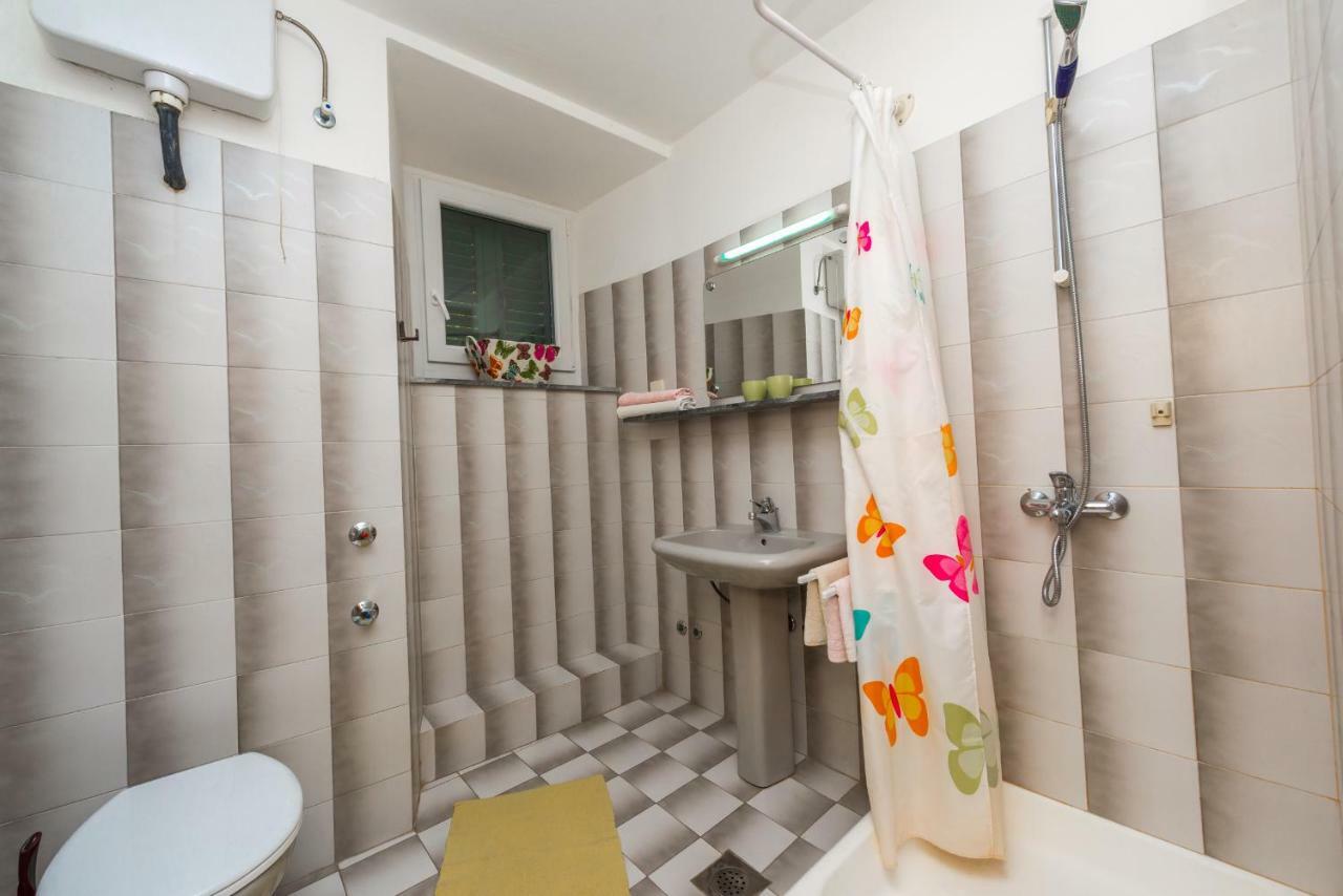 Villa Doris Mlini Bagian luar foto