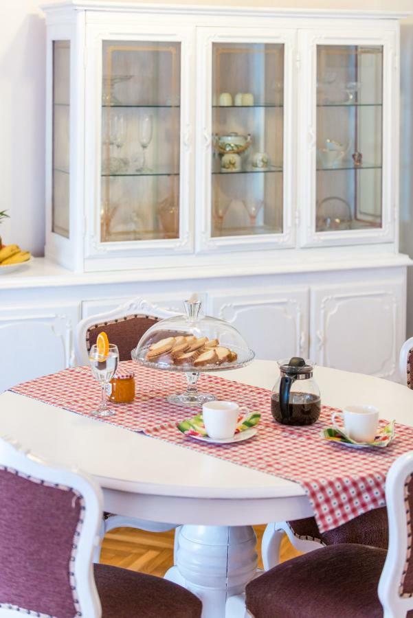 Villa Doris Mlini Bagian luar foto